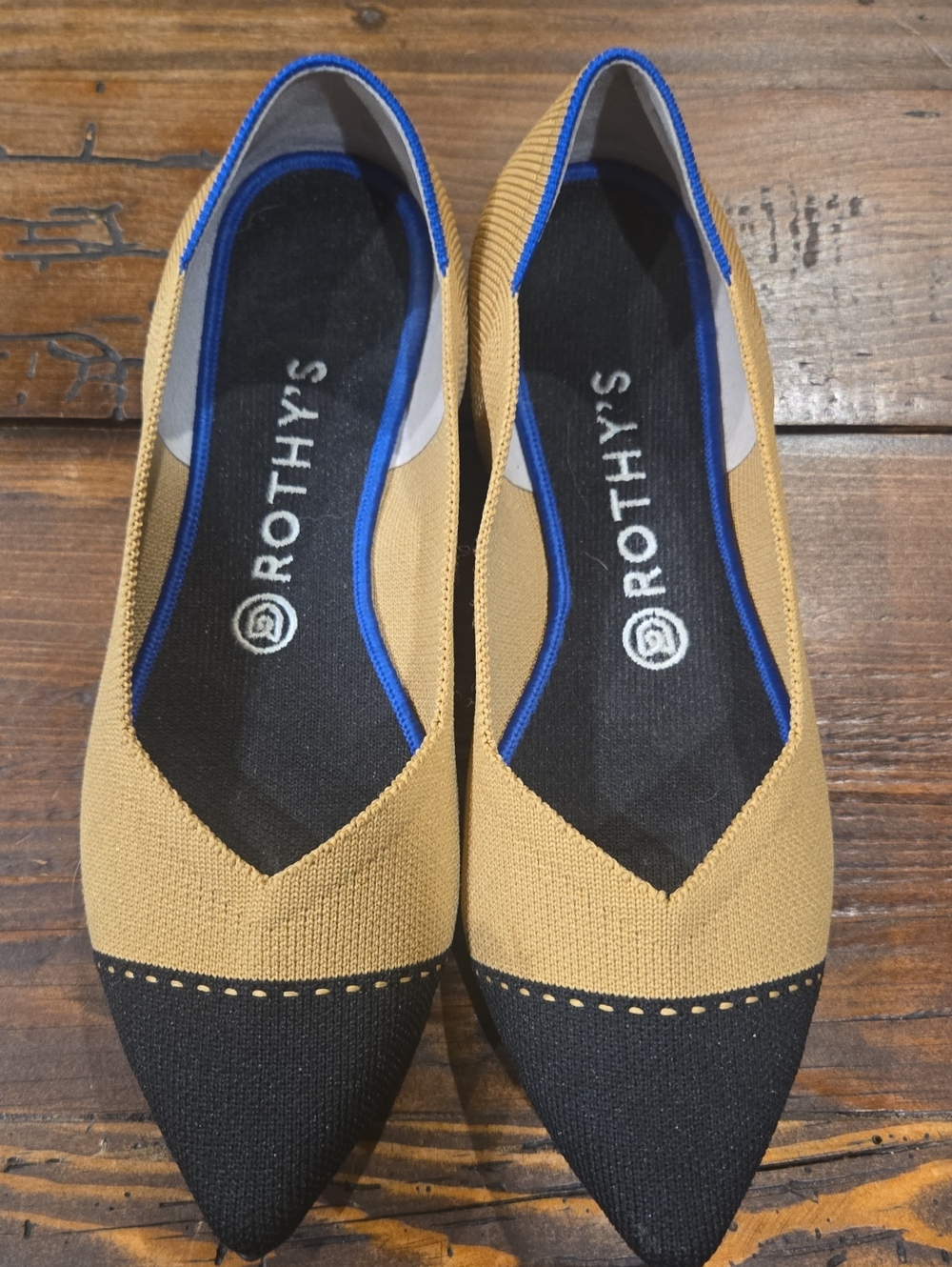 Rothy's Tan and Black Pointed Knit Flats